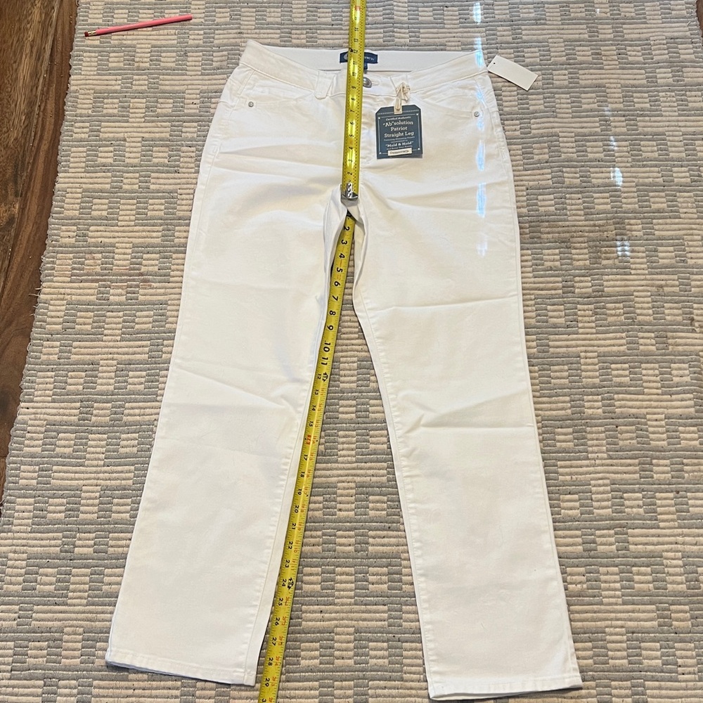 NWT DEMOCRACY: White Straight Leg Jeans …113 - Picture 8 of 14